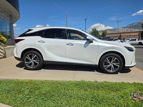 Used 2023 Lexus RX 350 Premium w/ Cold Area Package AWD/4WD image 4