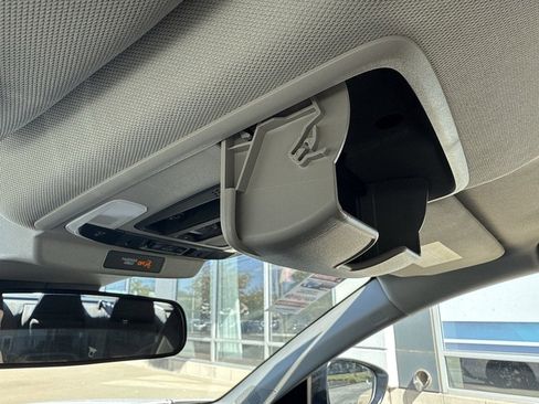 Used 2025 Honda Accord SE image 27