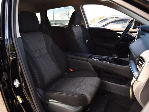 New 2026 Nissan Rogue SV image 20