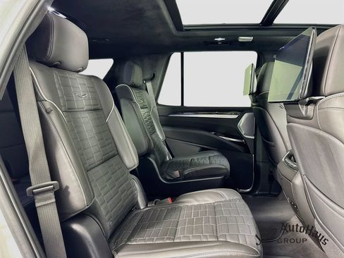 Used 2025 Cadillac Escalade Sport Platinum AWD/4WD image 36