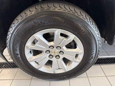 Used 2021 Chevrolet Colorado LT w/ Fleet Safety Package image 12