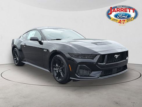 New 2026 Ford Mustang GT RWD image 1