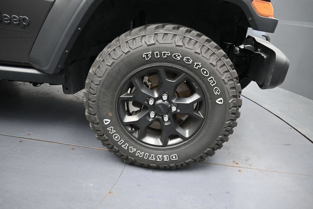 Used 2023 Jeep Wrangler Sport AWD/4WD image 18