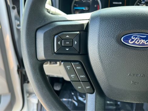 Used 2022 Ford F350 XLT AWD/4WD image 28