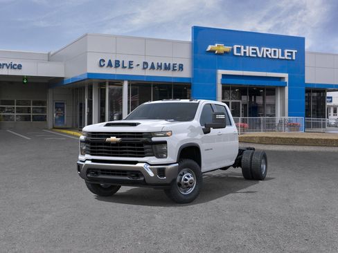 New 2026 Chevrolet Silverado 3500 W/T AWD/4WD image 8