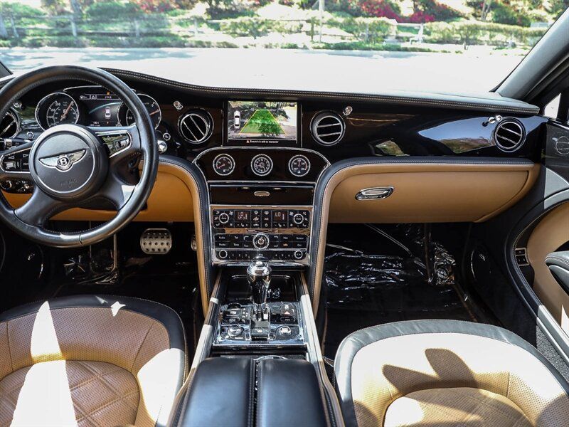 Used 2016 Bentley Mulsanne Speed RWD image 30