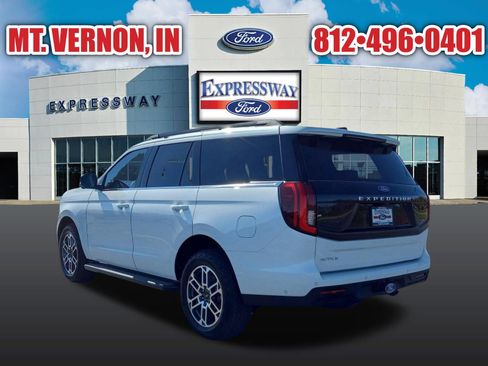 New 2025 Ford Expedition Active AWD/4WD image 8
