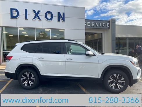 New 2026 Volkswagen Atlas SE image 8