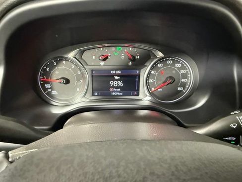 Used 2023 GMC Acadia SLT FWD image 20