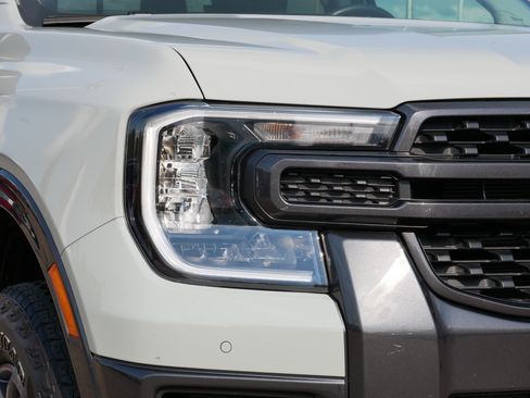 Used 2024 Ford Ranger XLT AWD/4WD image 16