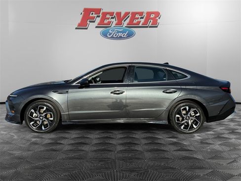 Used 2024 Hyundai Sonata SEL image 2
