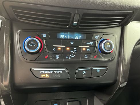 Used 2019 Ford Escape SE AWD/4WD image 24