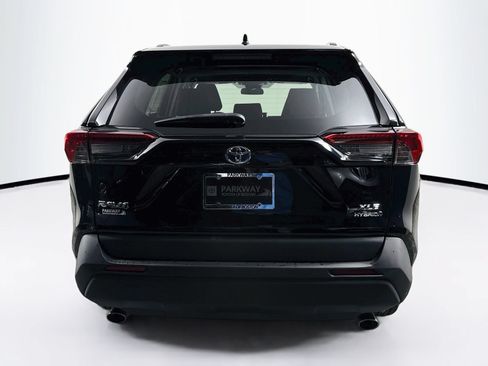 Certified 2024 Toyota RAV4 XLE w/ Convenience Package AWD/4WD image 5