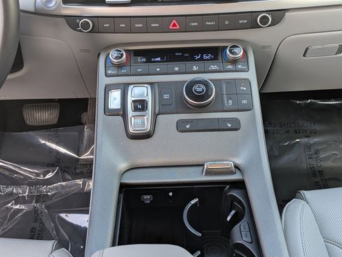 Used 2025 Hyundai Palisade SEL image 22