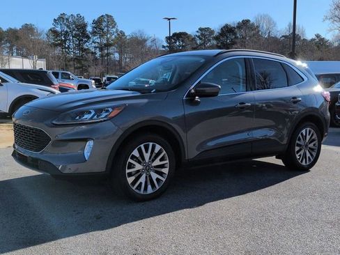 Used 2022 Ford Escape Titanium image 8