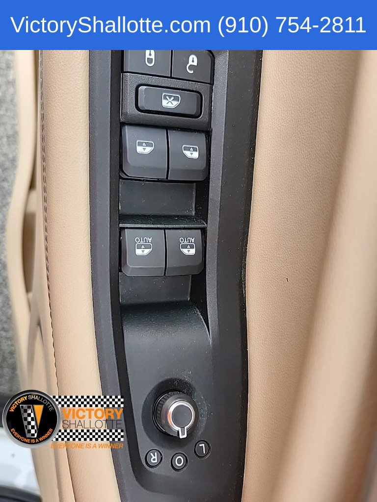 Used 2021 Jeep Grand Cherokee L Limited AWD/4WD image 19