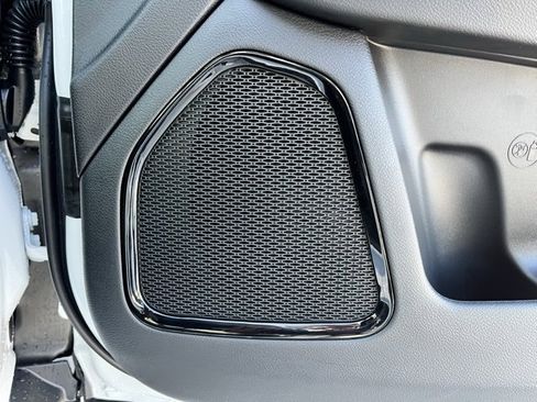 New 2026 Jeep Compass Latitude image 24