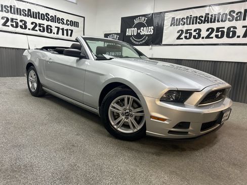 Used 2014 Ford Mustang Convertible w/ Equipment Group 102A RWD image 1