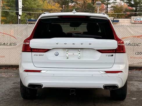 Used 2020 Volvo XC60 T5 Inscription image 10