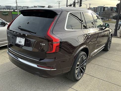 New 2026 Volvo XC90 T8 Plus w/ Protection Package Premier image 6