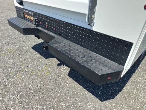 Used 2020 Ford F250 2WD Regular Cab Super Duty image 13