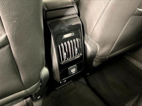 Used 2022 Jeep Compass Latitude FWD image 10