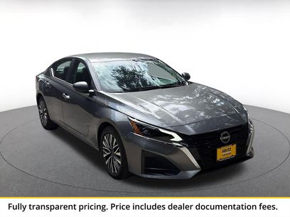 Used 2025 Nissan Altima 2.5 SV