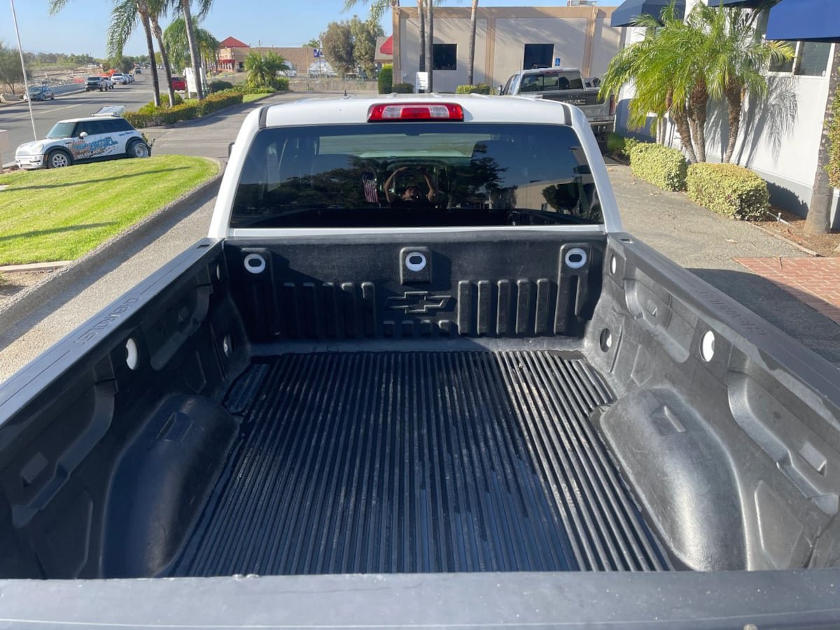 Used 2019 Chevrolet Silverado 2500 LT AWD/4WD image 9