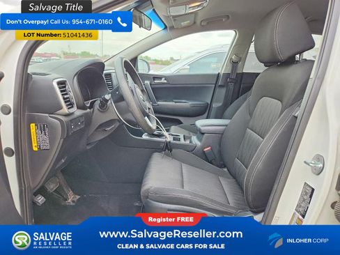 Used 2020 Kia Sportage LX AWD/4WD image 9