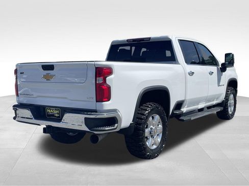 Used 2022 Chevrolet Silverado 3500 LTZ w/ LTZ Convenience Package image 3