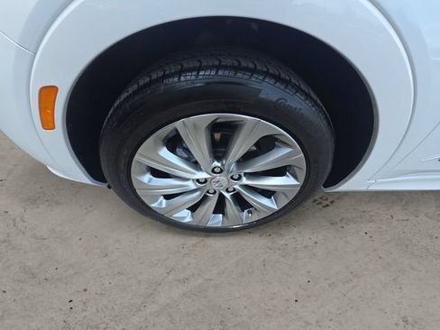 Used 2025 Buick Envista Avenir FWD image 14
