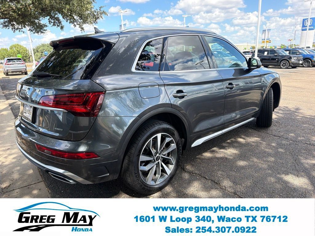 Used 2023 Audi Q5 2.0T Premium Plus w/ Premium Plus Package AWD/4WD image 3