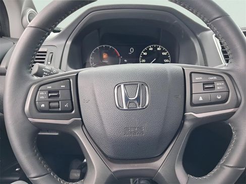 Certified 2025 Honda Ridgeline RTL image 31