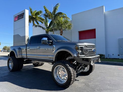 Used 2022 Ford F450 Platinum w/ FX4 Off-Road Package image 1
