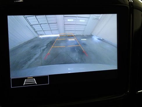 Used 2021 Chevrolet Traverse LT w/ LPO, Cargo Package image 44