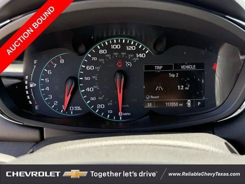 Used 2022 Chevrolet Trax LT w/ LT Convenience Package FWD image 16