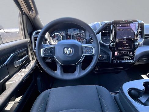 Used 2025 RAM 2500 Big Horn AWD/4WD image 5