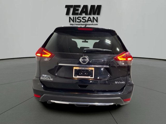 Used 2018 Nissan Rogue SV AWD/4WD image 5