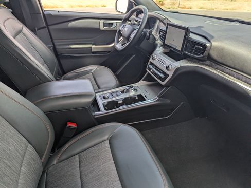 Used 2023 Ford Explorer Timberline w/ Timberline Technology Package AWD/4WD image 13