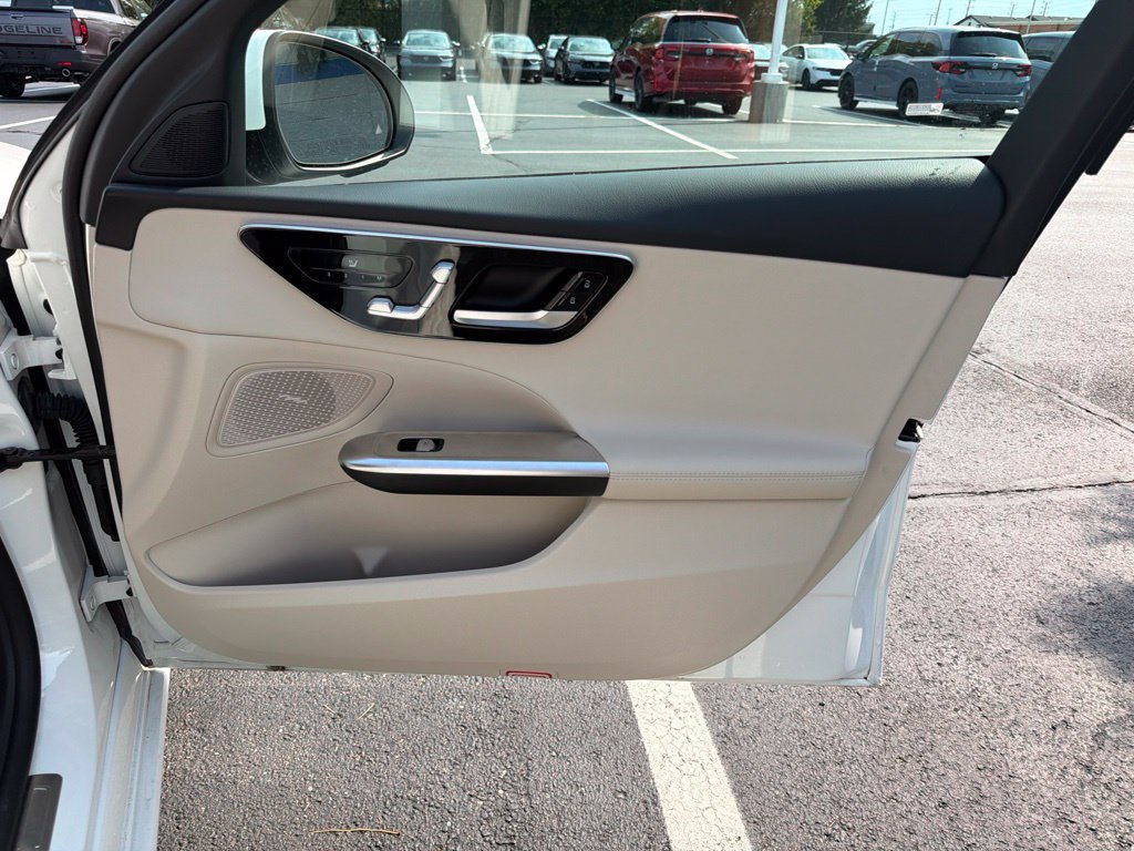 Used 2023 Mercedes-Benz C 300 4MATIC Sedan image 26