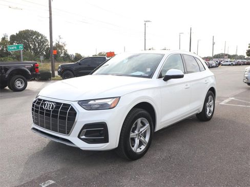 Used 2021 Audi Q5 2.0T Premium image 3