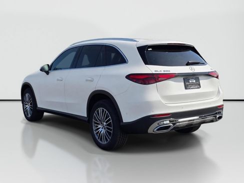 New 2027 Mercedes-Benz GLC 300 4MATIC image 4