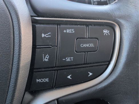 Used 2020 Lexus UX 250h w/ Premium Package image 34