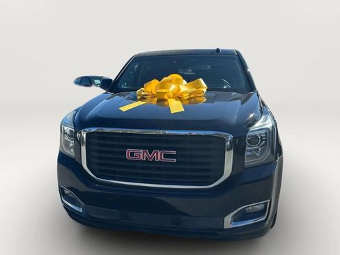 Used 2017 GMC Yukon XL SLT w/ Premium Edition image 11