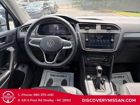 Used 2023 Volkswagen Tiguan SE FWD image 34