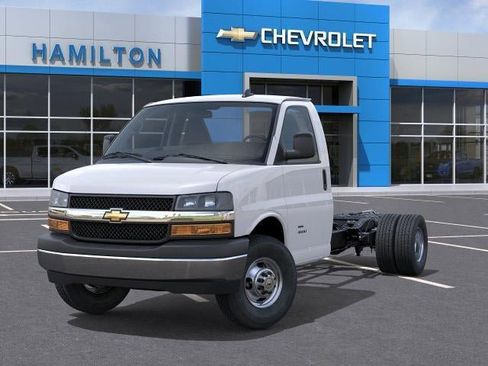 New 2026 Chevrolet Express 3500 w/ Power Convenience Package RWD image 35