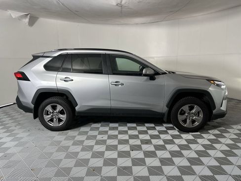 Used 2024 Toyota RAV4 XLE w/ Convenience Package FWD image 9