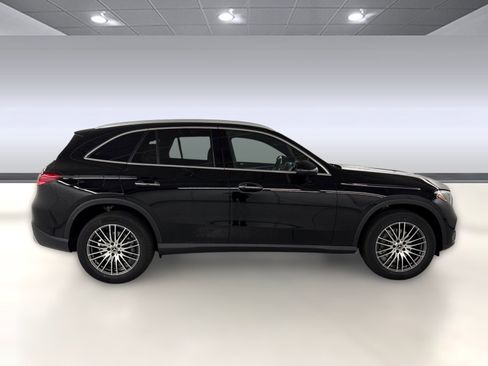 Certified 2026 Mercedes-Benz GLC 300 image 8