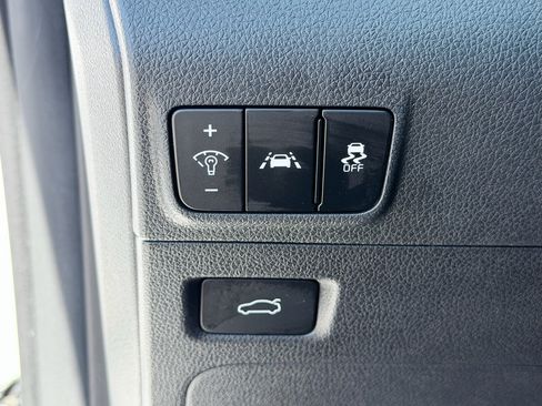 Used 2023 Kia K5 LXS FWD image 11