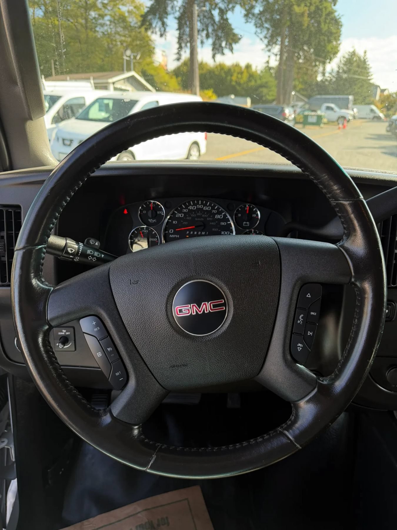 Used 2023 GMC Savana 2500 w/ Driver Convenience Package RWD image 31